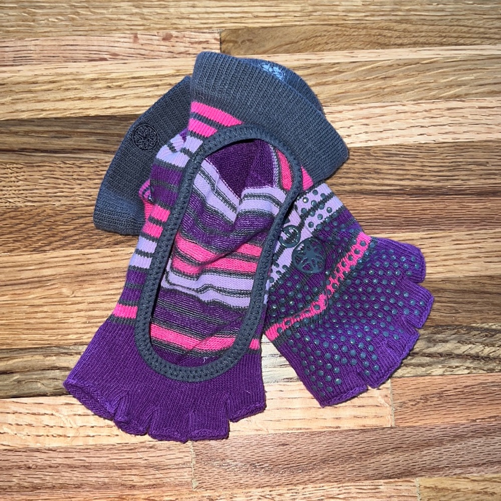 Gaiam Toeless Yoga Grip Socks